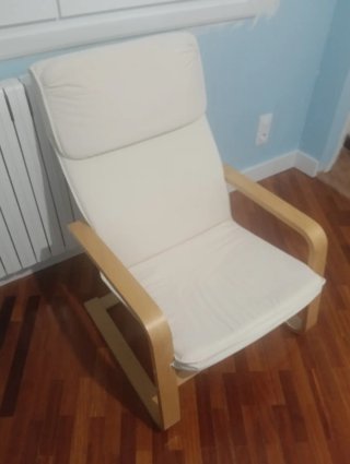 Sillón Ikea madera beige