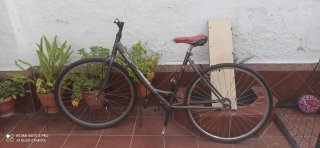 Bicicleta BTWIN gris