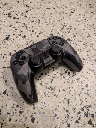 Mando PS5 Camuflaje