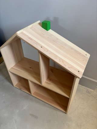 Casita de madera infantil