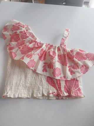 Conjunto Zara Niña Flores Rosa y Blanco.