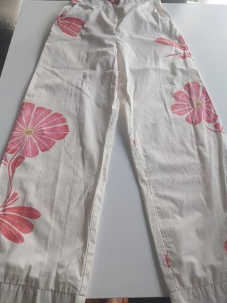 Conjunto Zara Niña Flores Rosa y Blanco.