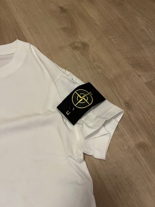 Conjunto Stone Island: Camiseta y Pantalón Corto G