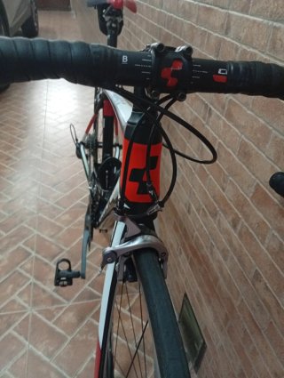 Bicicleta Cube Agree Race Ultegra