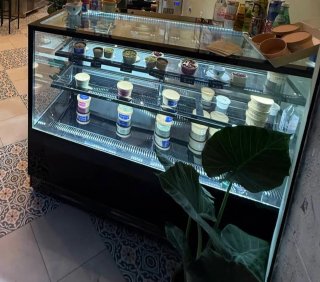 Vitrina Pastelera Refrigerada 620L