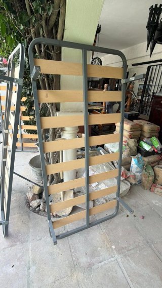 Somier metálico con lamas de madera