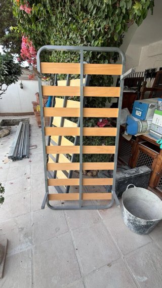 Somier metálico con lamas de madera