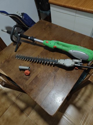 Cortasetos Florabest FHL 900 A1