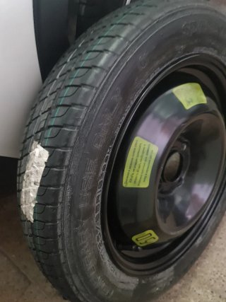 Rueda de repuesto 4 tornillos
