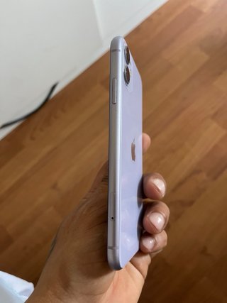 iPhone 11 64GB Morado