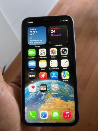 iPhone 11 64GB Morado