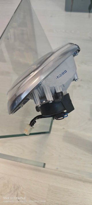 Faro Izquierdo Triumph Street Triple