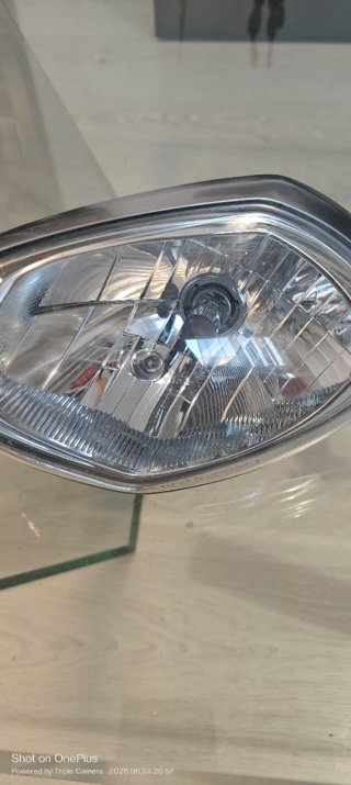 Faro Izquierdo Triumph Street Triple