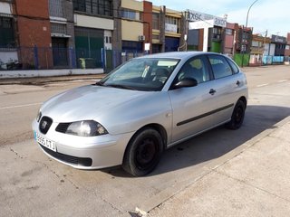 SEAT Ibiza 2004