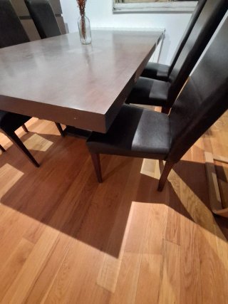 Mesa y 6 Sillas Comedor