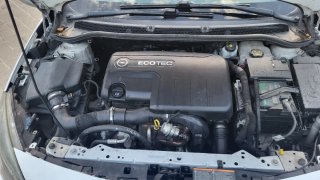 Opel Astra 2013