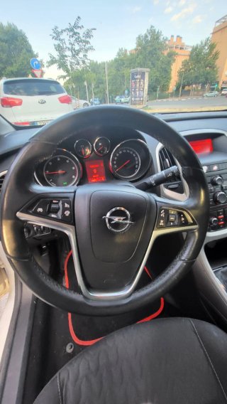 Opel Astra 2013