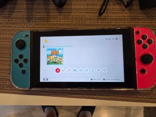 Nintendo Switch + juego y asesorios . Muy poco uso