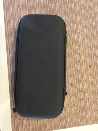 Nintendo Switch + juego y asesorios . Muy poco uso