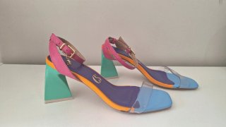 Sandalias colores transparente