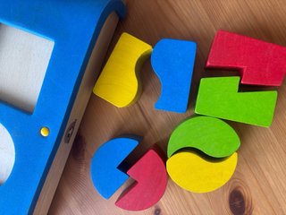 Puzzle madera formas geométricas