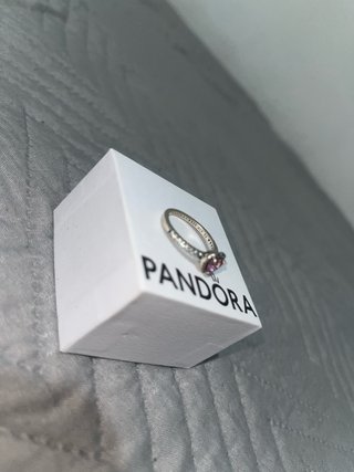 Anillo Pandora Corazón Rojo