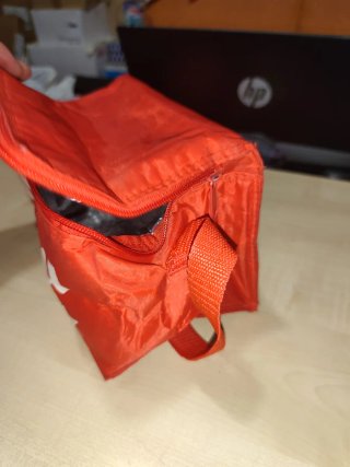 Bolsa nevera Mahou roja