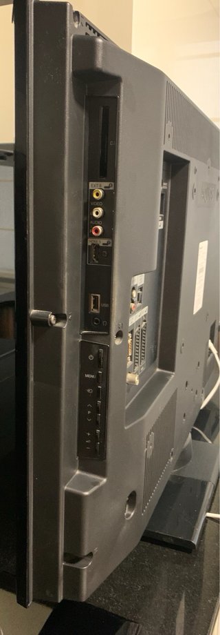 Televisor Sharp Negro