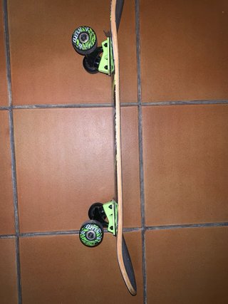 Monopatín Diseño Lobo Decathlon
