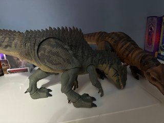 Giganotosaurus Hammond Collection sin caja