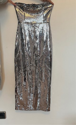 Vestido fiesta lentejuelas plateado
