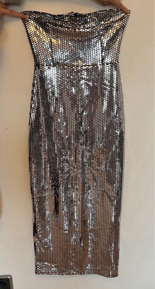 Vestido fiesta lentejuelas plateado