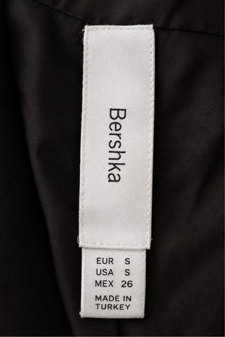 Americana negra Bershka