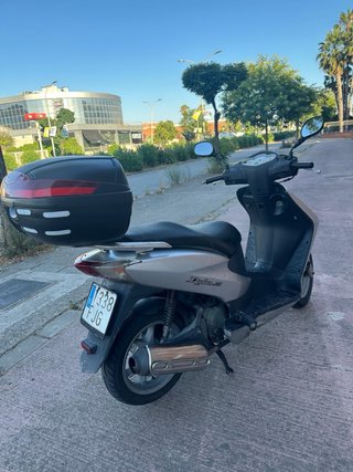 Honda Dylan 125 Plata