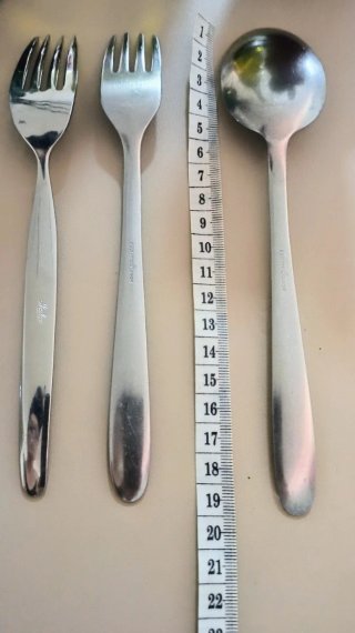 6 Cubiertos y 5 Cucharas acero inox 18/10 años 80