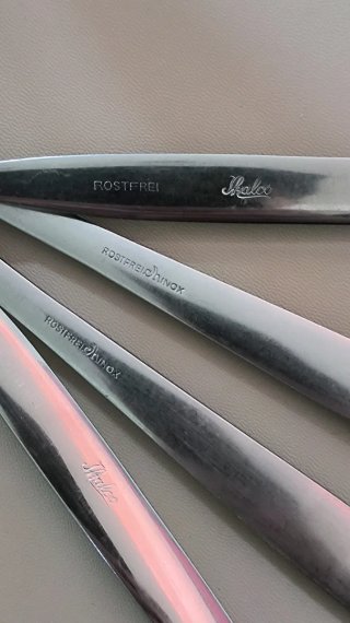 6 Cubiertos y 5 Cucharas acero inox 18/10 años 80