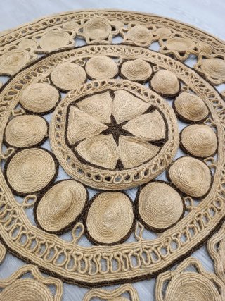 Tappeto rotondo in juta beige e marrone