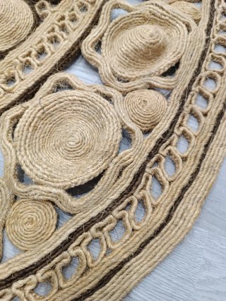 Tappeto rotondo in juta beige e marrone