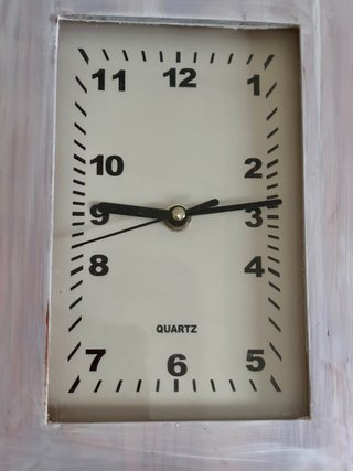 Reloj de pared moderno 30x24