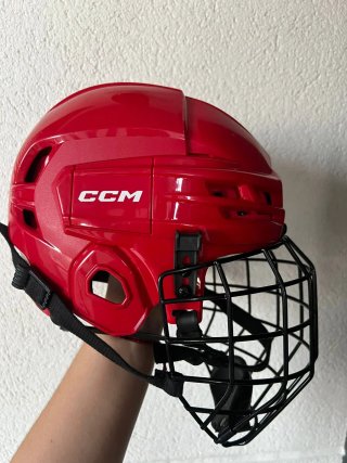 Casco Hockey CCM Rojo