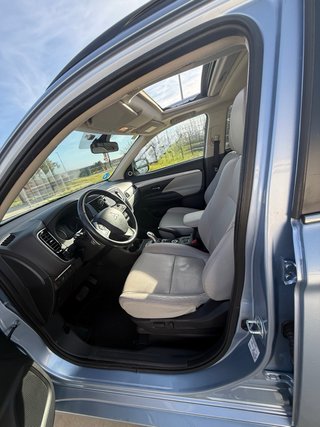 Mitsubishi Outlander 2014
