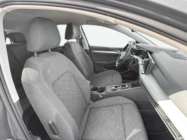 Volkswagen Golf Life 1.0 eTSI 81kW (110CV) DSG