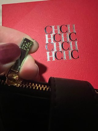 Cartera Carolina Herrera Negra