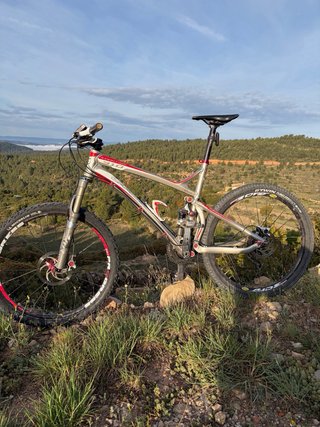 Bicicleta de Montaña Doble Suspensión