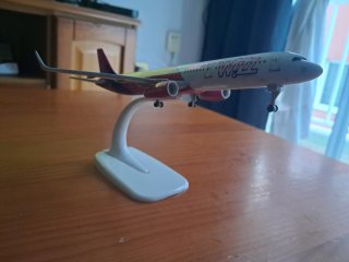 Maqueta Avión Wizzair