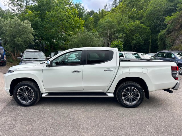 MITSUBISHI L200 DC 220 DID Motion Auto