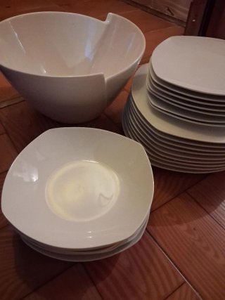 Set di stoviglie Beige e Bianca