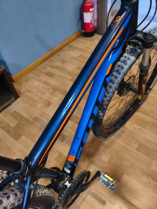 Scott  Aspect 29 Talla S