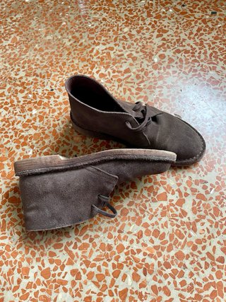 Scarpe eleganti marroni scamosciate