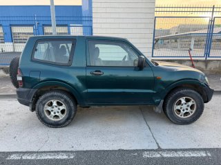 Mitsubishi Montero 2000